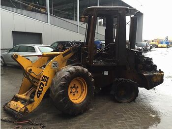 Máy xúc lật bánh lốp JCB 407