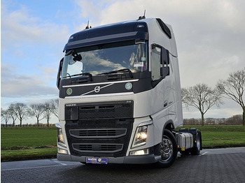 Xe đầu kéo VOLVO FH 500