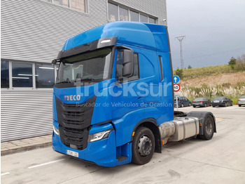 Xe đầu kéo IVECO S-WAY