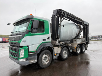 Xe trộn bê tông VOLVO FM 370