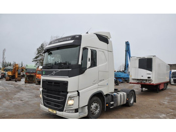 Xe đầu kéo VOLVO FH 500