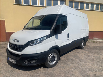 Xe van chở hàng IVECO Daily