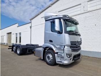 Xe tải khung gầm MERCEDES-BENZ Actros 2553