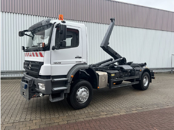 Xe tải nâng móc MERCEDES-BENZ Axor 1829