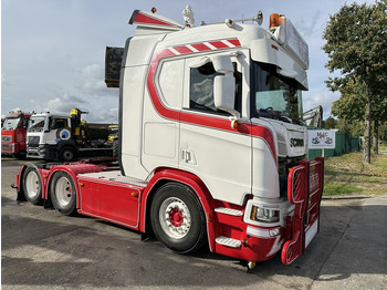 Xe đầu kéo SCANIA R 500