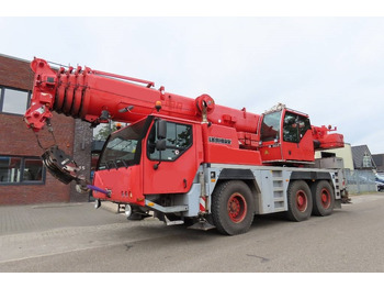 Cần cẩu mọi địa hình LIEBHERR LTM 1055-3.2