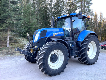 Máy cày NEW HOLLAND T7.200