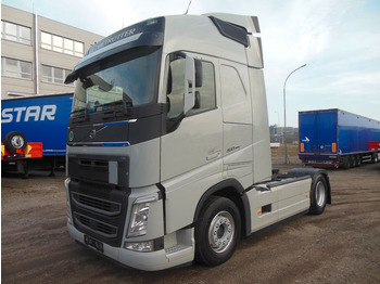 Xe đầu kéo VOLVO FH13 460