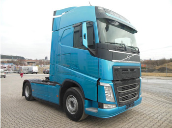 Xe đầu kéo Volvo FH 13/540, GLOBE: hình 2