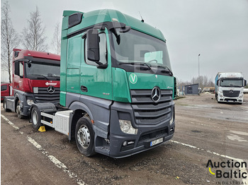 Xe đầu kéo Mercedes-Benz Actros 1842: hình 2