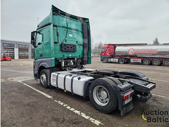 Xe đầu kéo Mercedes-Benz Actros 1842: hình 3