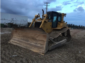 Máy ủi CATERPILLAR D6T