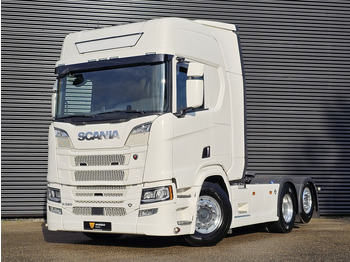 Xe đầu kéo SCANIA R 580