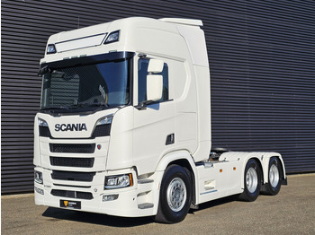 Xe đầu kéo SCANIA R 580