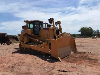 Máy ủi CATERPILLAR D8T