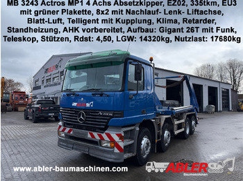 Xe tải chở thùng nhỏ MERCEDES-BENZ Actros 3243