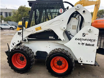 Máy xúc lật đa năng BOBCAT S18