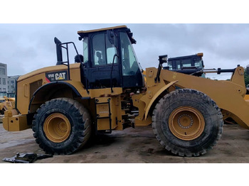 Máy xúc lật bánh lốp CATERPILLAR 950GC