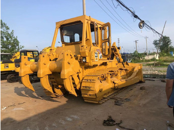 Máy ủi CATERPILLAR D8K