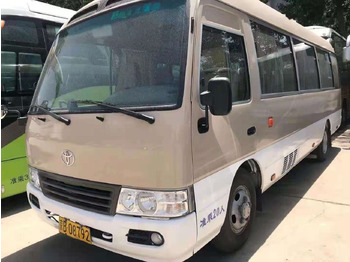 Xe bus ngoại ô Toyota Coaster: hình 3