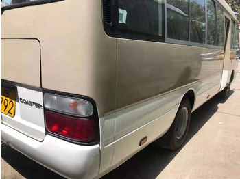 Xe bus ngoại ô Toyota Coaster: hình 5