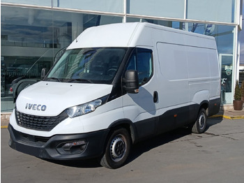 Xe van chở hàng IVECO Daily 35s14