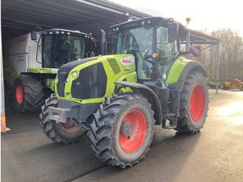 Máy cày CLAAS Axion 830