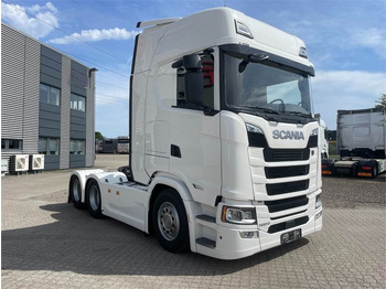 Xe đầu kéo SCANIA S 500