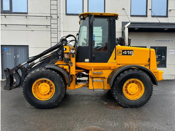 Máy xúc lật bánh lốp JCB