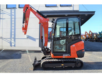 Máy xúc mini KUBOTA KX027-4