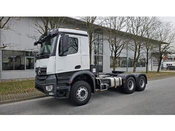 Xe đầu kéo MERCEDES-BENZ Actros 3340