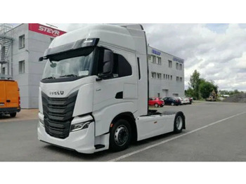 Xe đầu kéo IVECO S-WAY