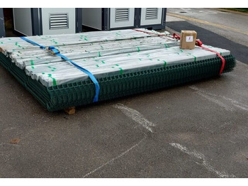 Trang thiết bị xây dựng OF GREEN V MESH SECURITY FENCING, 2.4M HIGH, 3M PANELS, C/W ALL: hình 3