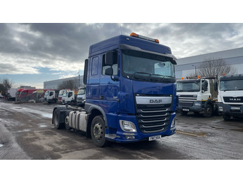 Xe đầu kéo DAF XF 460