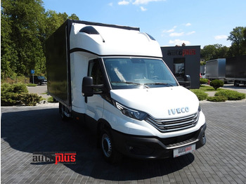 Xe van thùng mui bạt IVECO Daily 35s18