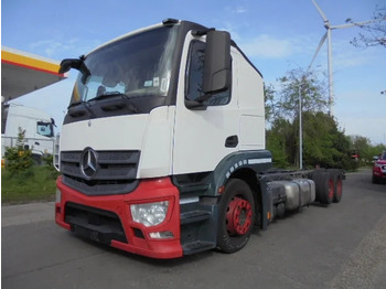 Xe tải chuyên chở tự động MERCEDES-BENZ Actros