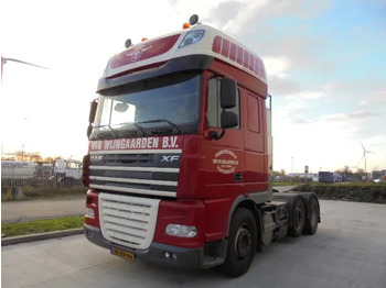 Xe đầu kéo DAF XF 105