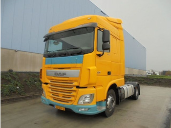 Xe đầu kéo DAF XF 440