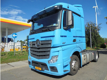 Xe đầu kéo MERCEDES-BENZ Actros 1842