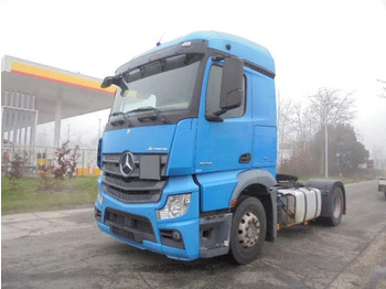 Xe đầu kéo MERCEDES-BENZ Actros 1842