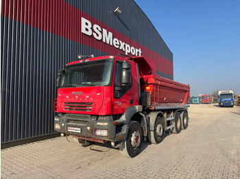 Xe ben IVECO Trakker