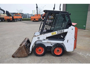 Máy xúc lật đa năng BOBCAT S70