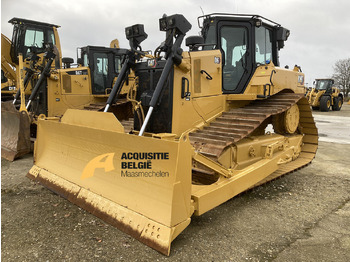 Máy ủi CATERPILLAR D6