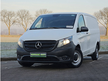 Xe van nhỏ gọn MERCEDES-BENZ Vito 114