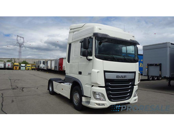 Xe đầu kéo DAF XF 510