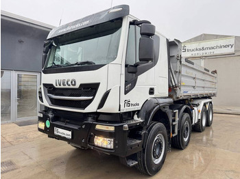 Xe ben IVECO Trakker