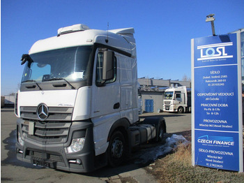 Xe đầu kéo MERCEDES-BENZ Actros 1845