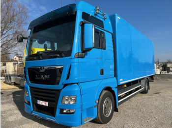 Xe tải hộp MAN TGX 18.500