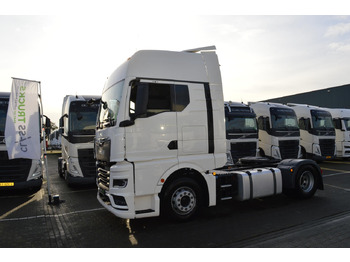 Xe đầu kéo MAN TGX 18.470