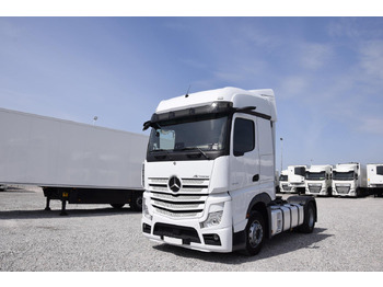 Xe đầu kéo MERCEDES-BENZ Actros 1845